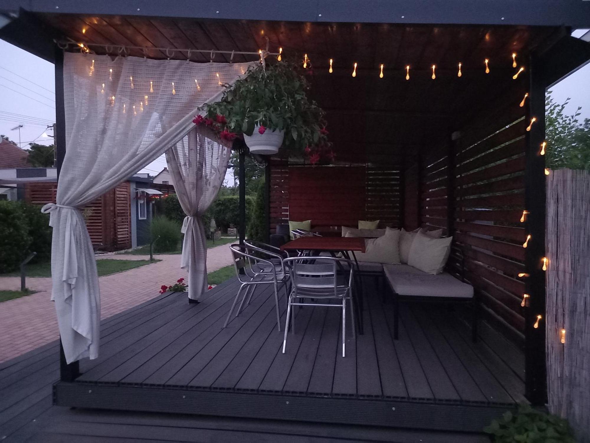 Green Corner Wellness Püspökladány Екстериор снимка